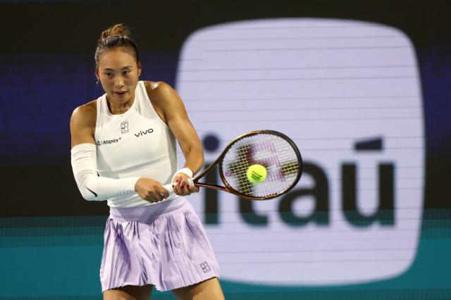 mk体育-张奔斗：郑钦文的阳光双赛，让人看到阳光